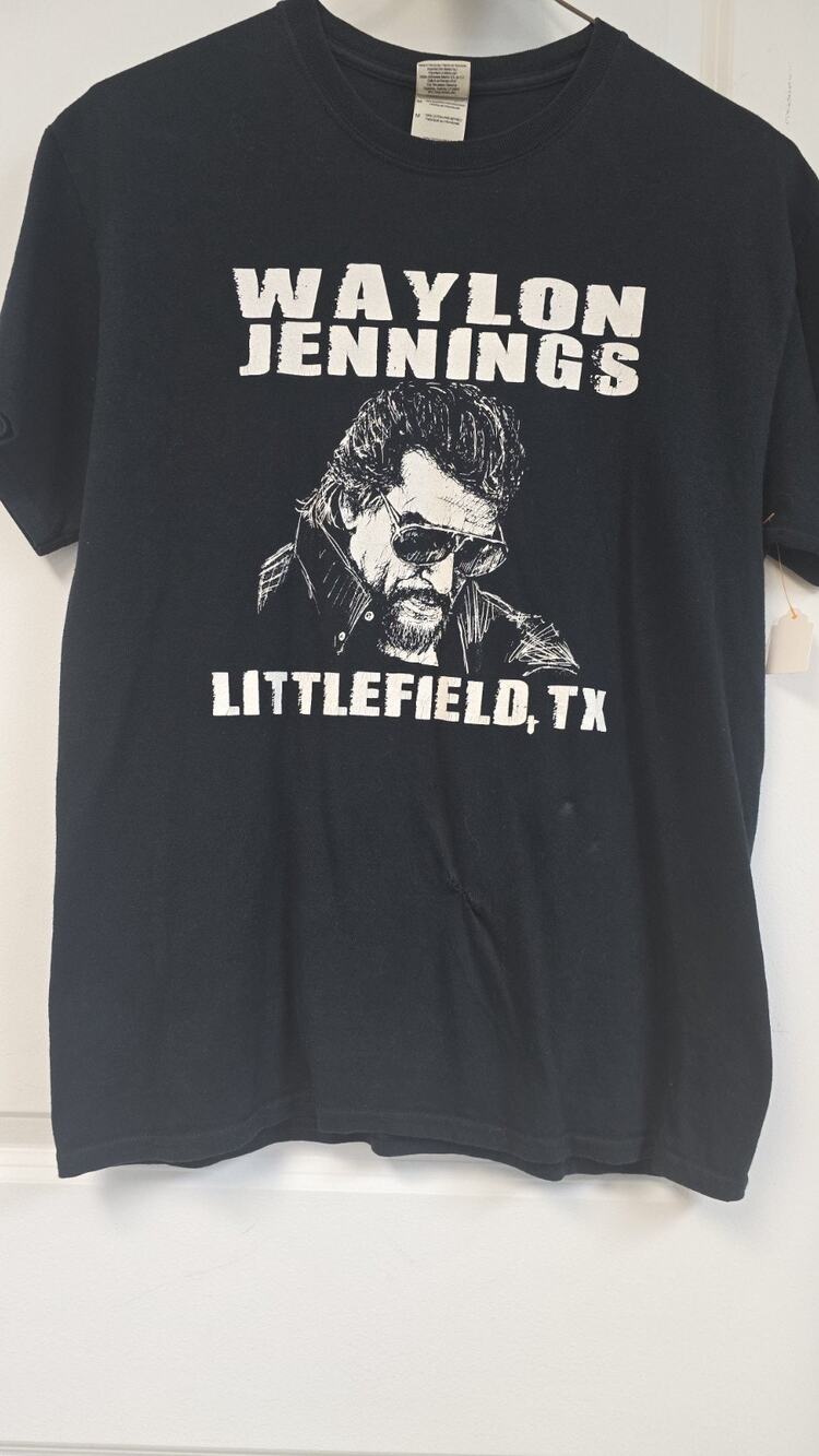 Jen8951 Waylon Jennings Vintage Music T-Shirt, Size Medium Black.